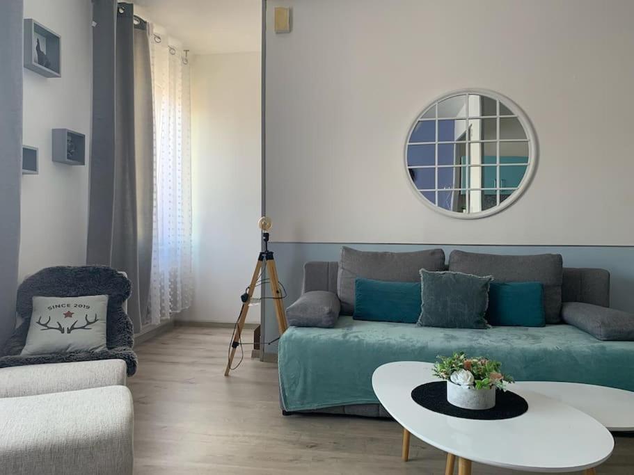 38 Maison Entiere,Place De Parking Et Garage Pour Moto Velo A La Demande Dunkirk Bagian luar foto